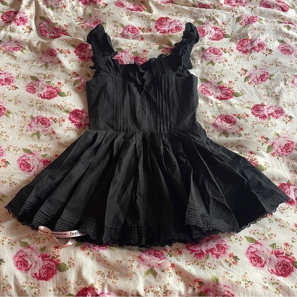 NEW! House of CB- Jemima Black Pin Tuck Pleated Mini Dress Size Large Ruffles - Picture 6 of 10